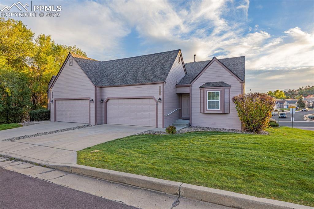2562 Blazek Loop, Colorado Springs, CO 80918