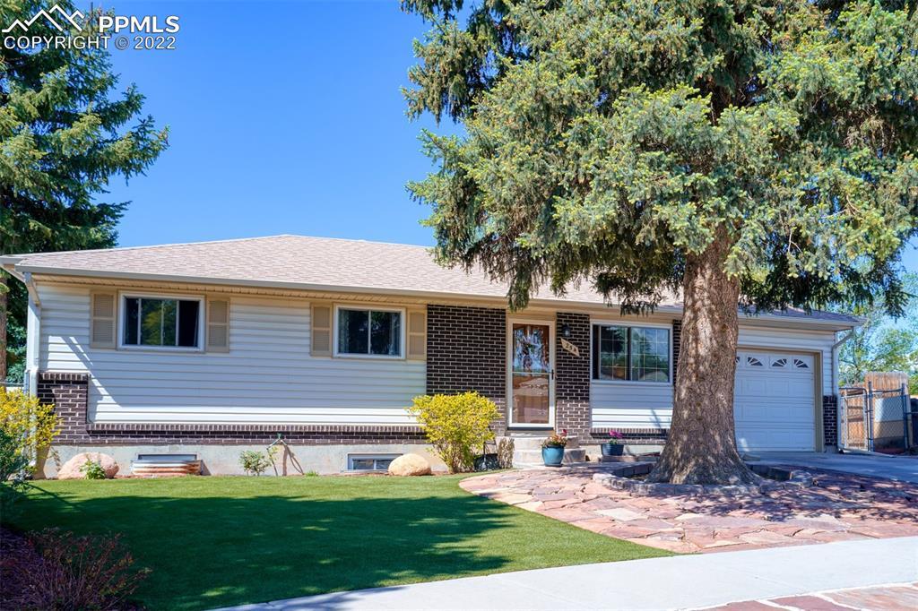 254 S Murray Blvd., Colorado Springs, CO 80916