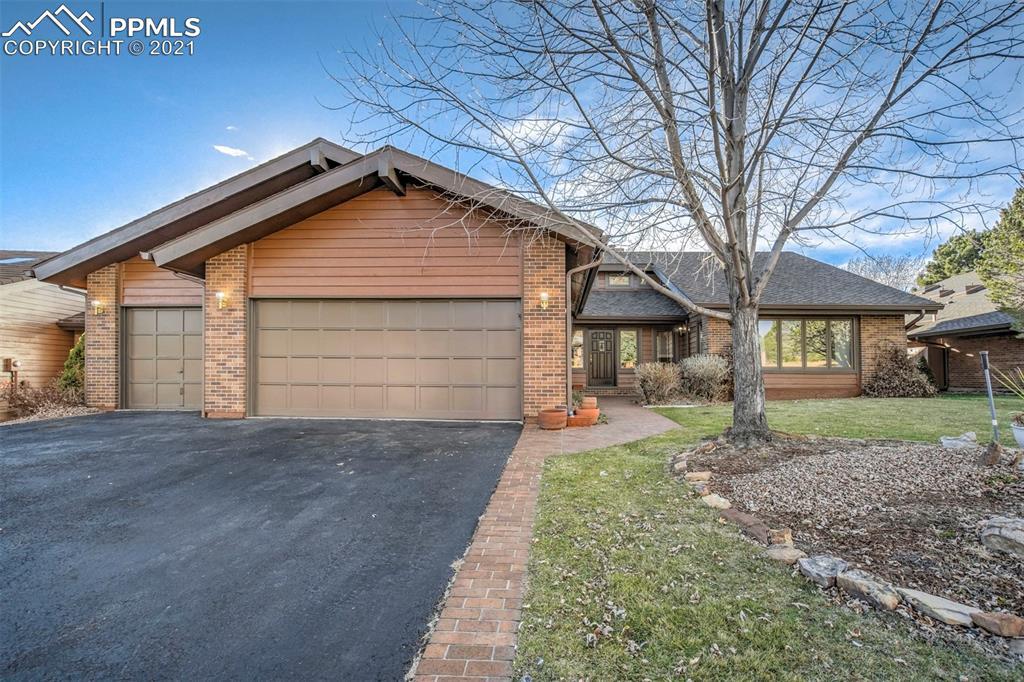 1532 Smoochers Cir., Colorado Springs, CO 80904