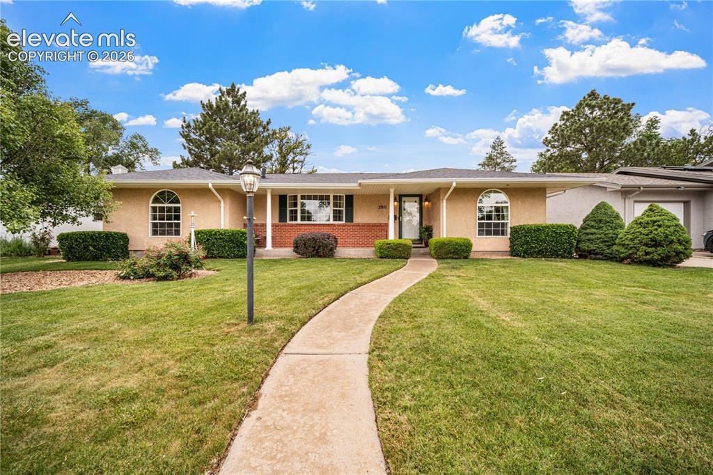 2911 Country Club Dr., Pueblo, CO 81008