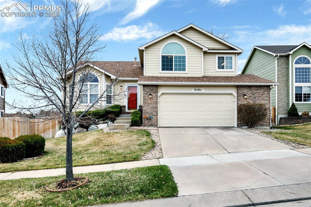 8252 Radcliff Dr., Colorado Springs, CO 80920