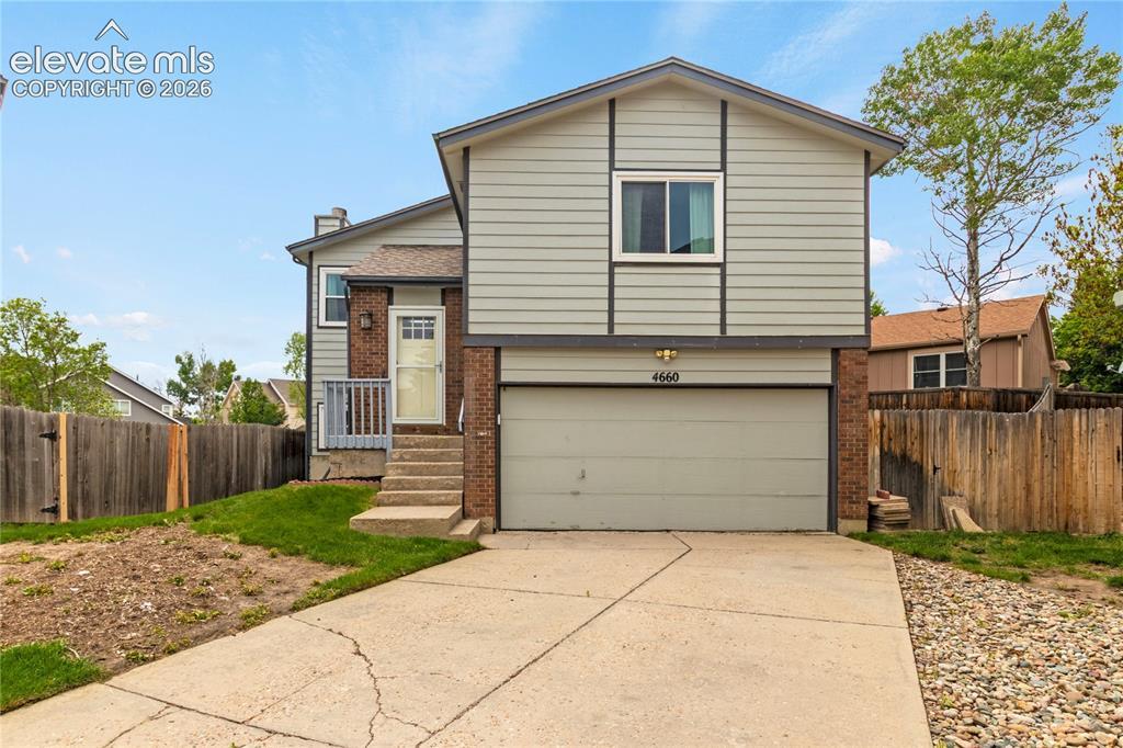 4660 Badlands Ct., Colorado Springs, CO 80922