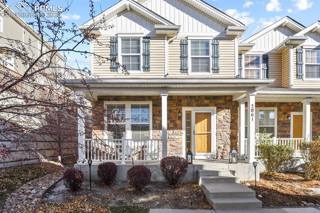 2061 Squawbush Ridge Grove, Colorado Springs, CO 80910