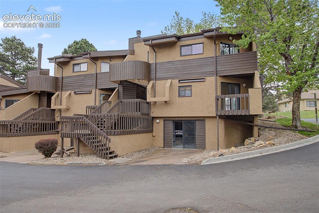 869 Pebblewood Dr., Colorado Springs, CO 80919