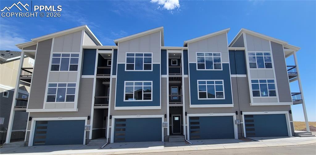 717 Belleza View, Colorado Springs, CO 80907