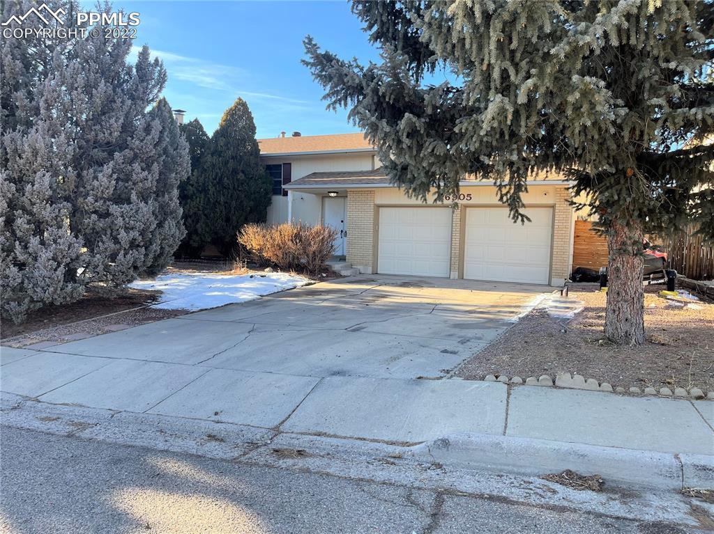 6905 Millbrook Cir., Fountain, CO 80817