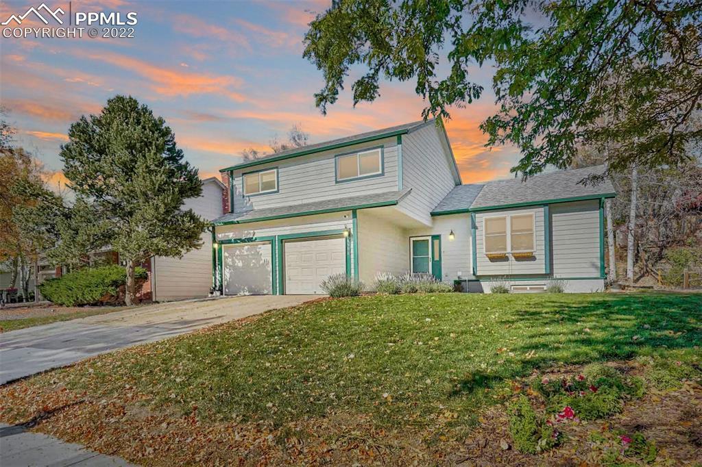 4990 Iron Horse Tr., Colorado Springs, CO 80917