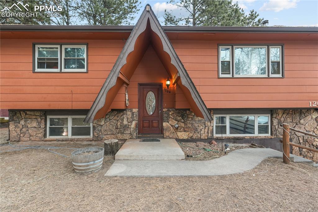 1204 W Lorraine Ave., Woodland Park, CO 80863