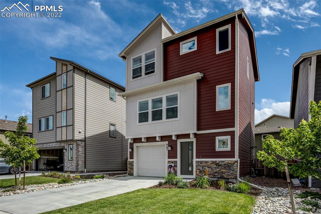 962 Grissom Dr., Colorado Springs, CO 80915