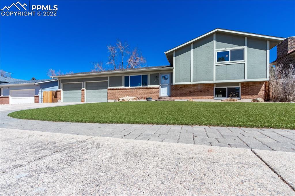 6025 Copper Mountain Dr., Colorado Springs, CO 80918