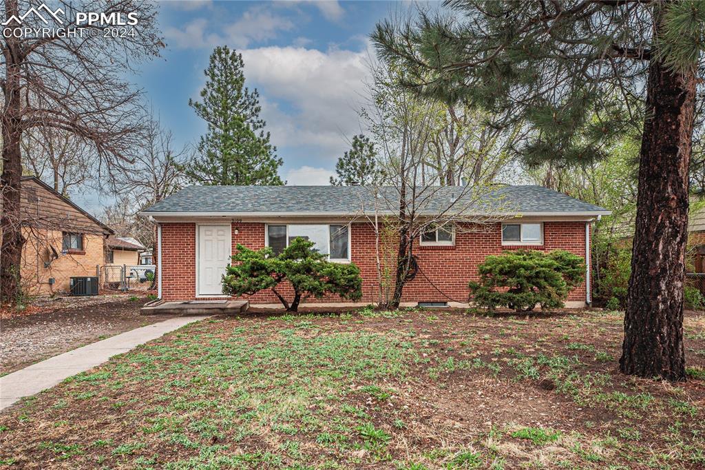 3109 Poinsetta Dr., Colorado Springs, CO 80907