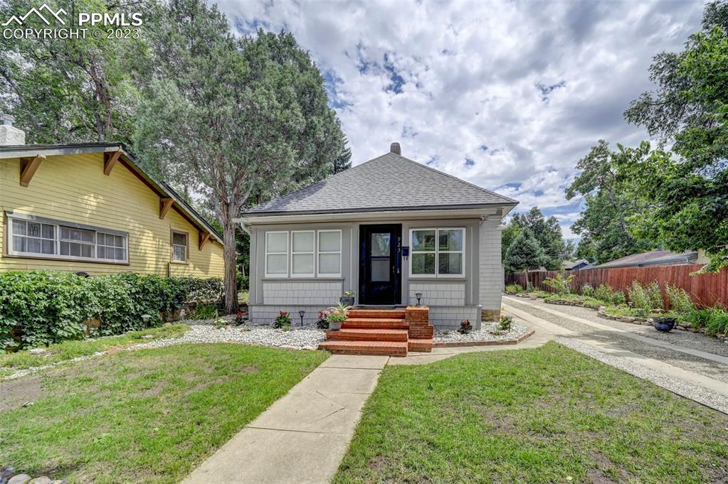 923 Custer Ave., Colorado Springs, CO 80903