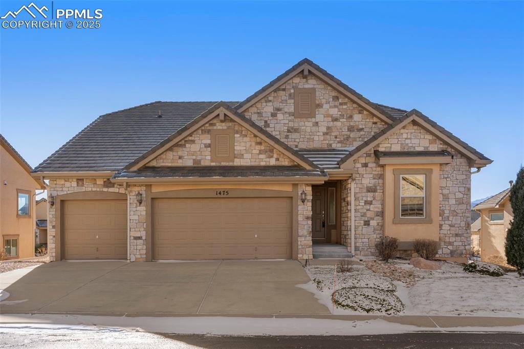 1475 Symphony Heights, Monument, CO 80132