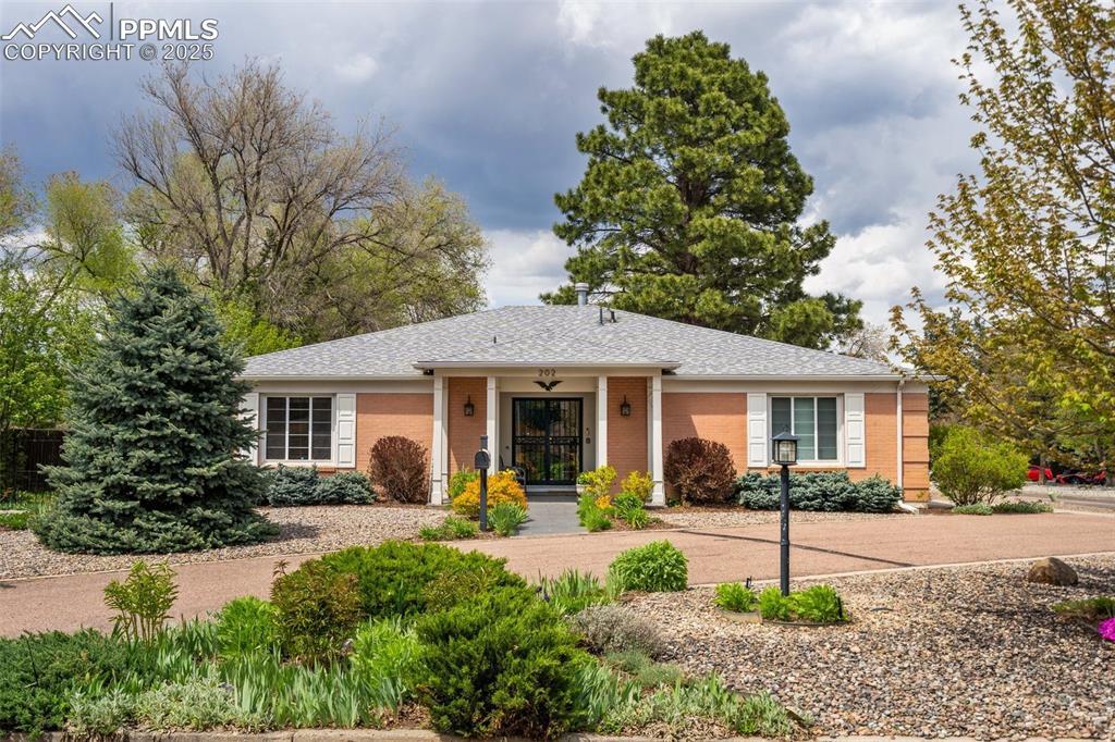 202 Pine Ave., Colorado Springs, CO 80906