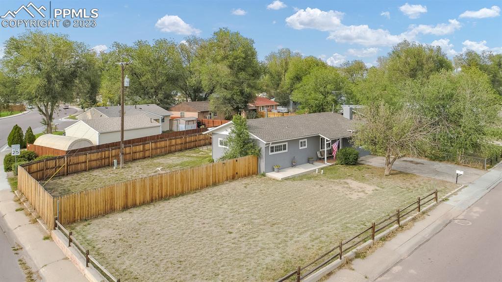 1933 Hallam Ave., Colorado Springs, CO 80911