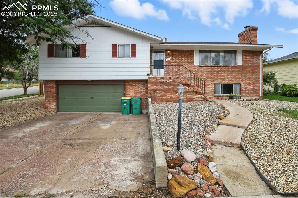 1239 Martin Dr., Colorado Springs, CO 80915