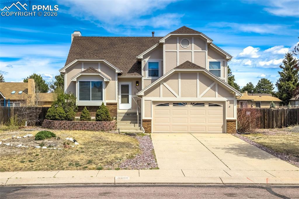 3940 Dewpoint Dr., Colorado Springs, CO 80920