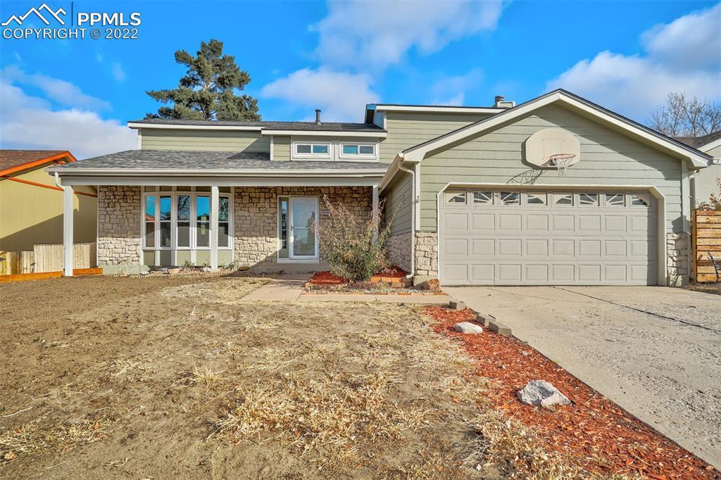 2730 Roundtop Dr., Colorado Springs, CO 80918