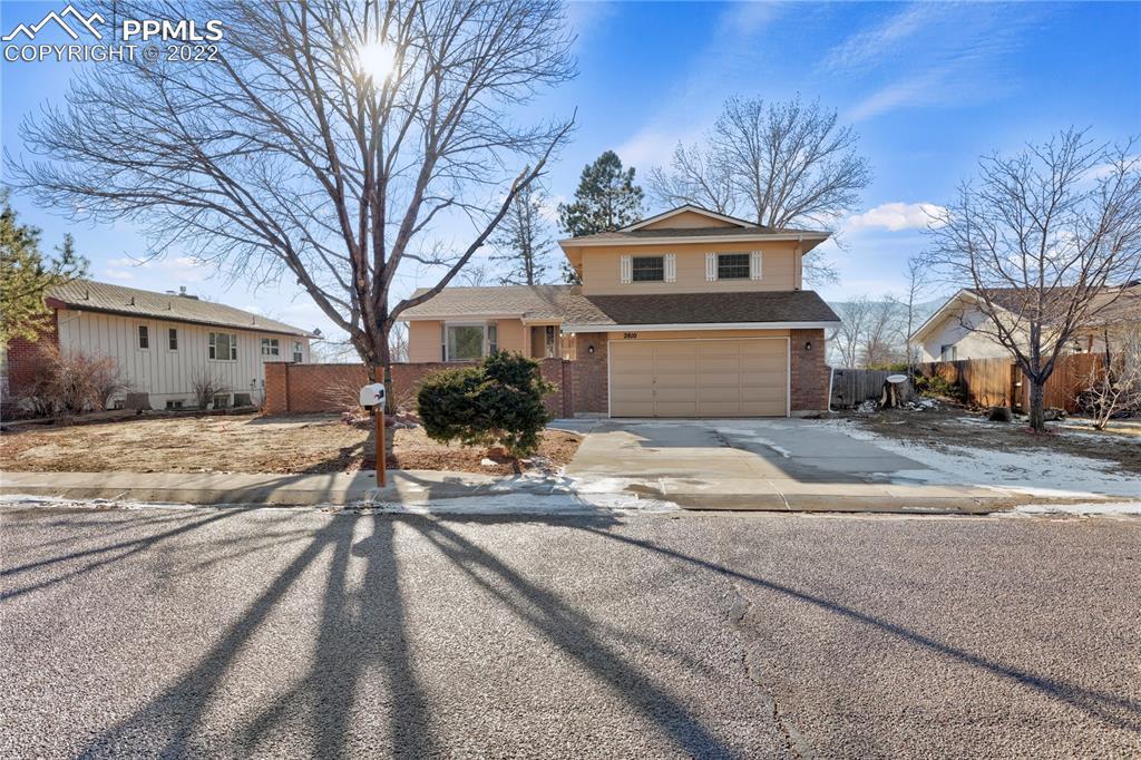 2810 Country Club Cir., Colorado Springs, CO 80909