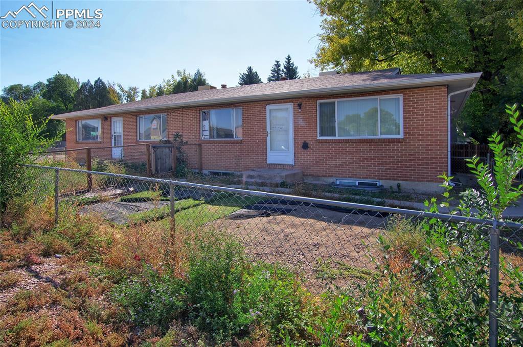 2940 Illinois Ave., Colorado Springs, CO 80907