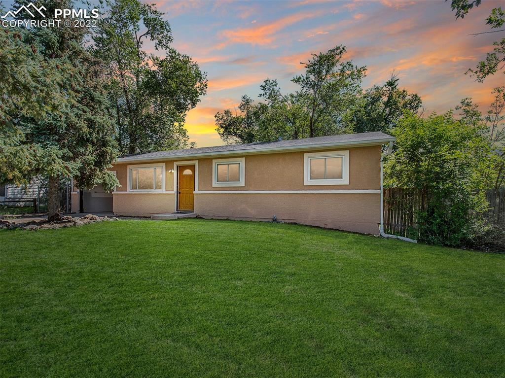 2445 Nadine Dr., Colorado Springs, CO 80916