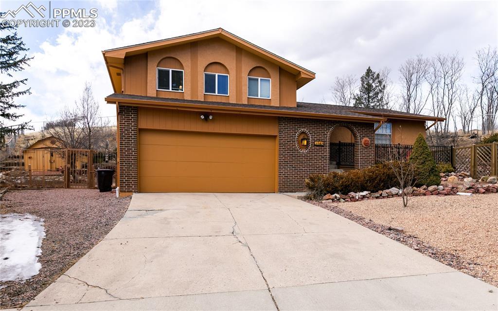 2718 Penacho Cir., Colorado Springs, CO 80917