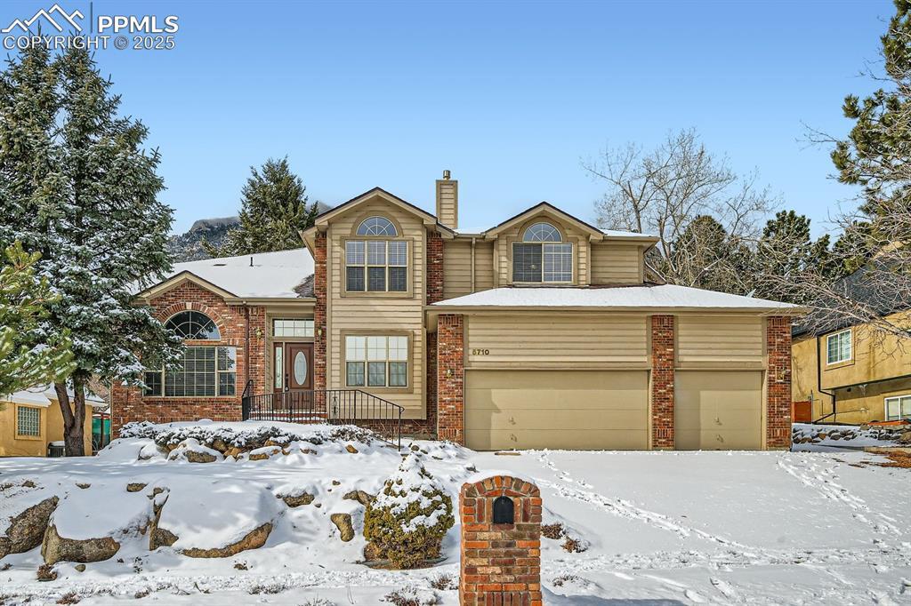 5710 Broadmoor Bluffs Dr., Colorado Springs, CO 80906