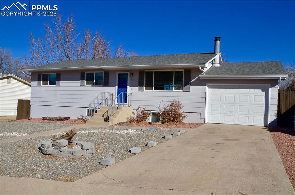 404 Locust Dr., Colorado Springs, CO 80907