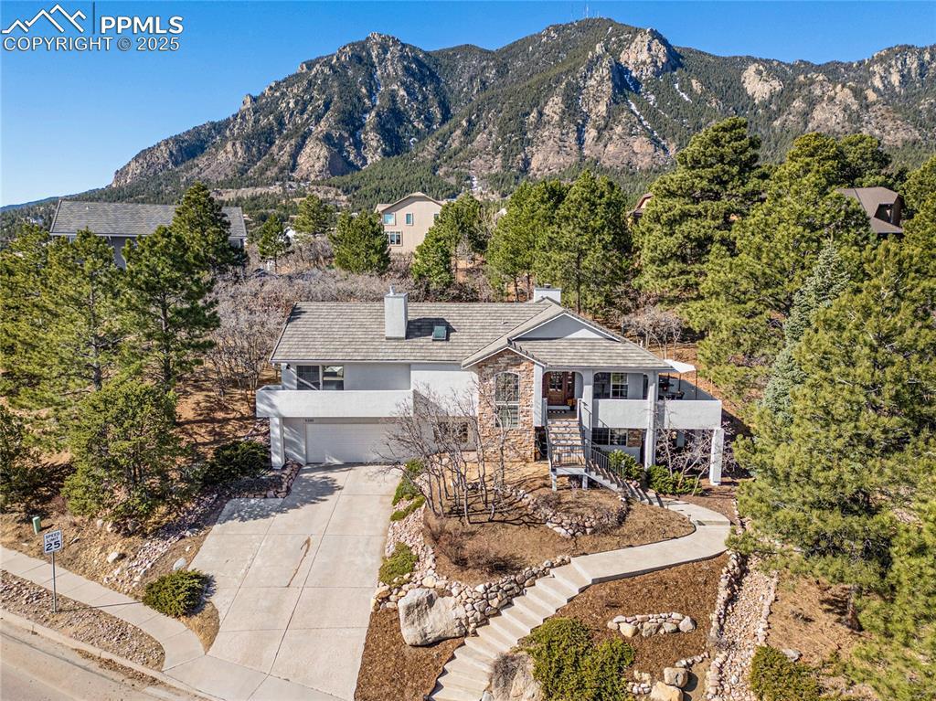 5260 Broadmoor Bluffs Dr., Colorado Springs, CO 80906