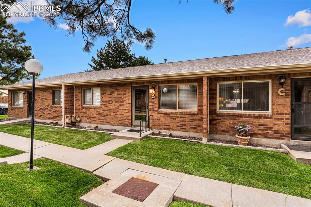 2106 Chautard Dr. #B, Pueblo, CO 81005