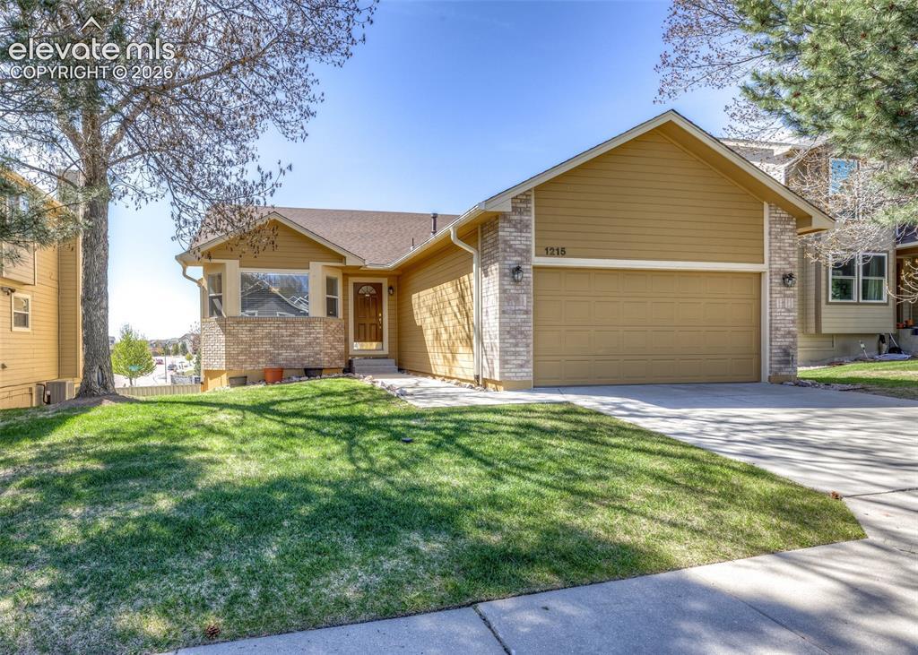 1215 Bison Ridge Dr., Colorado Springs, CO 80919