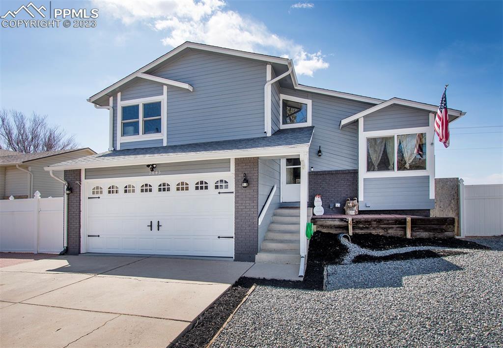 7445 Powderwash Dr., Colorado Springs, CO 80911