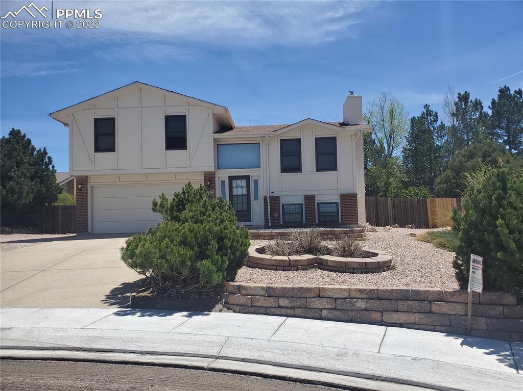 2553 Legend Dr., Colorado Springs, CO 80920