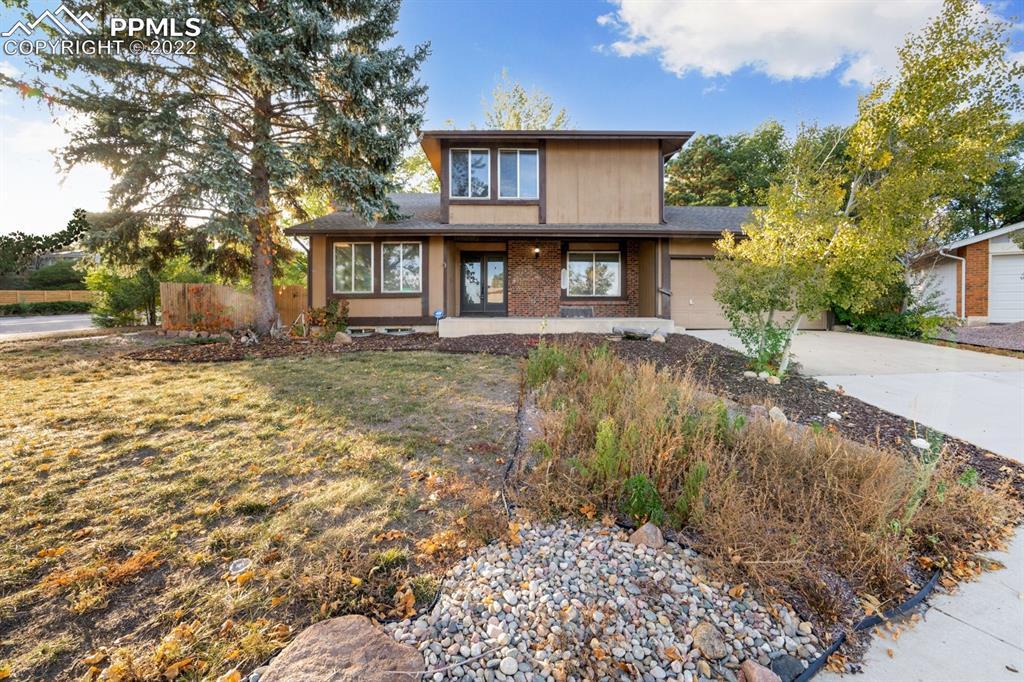 620 E Cheyenne Mountain Blvd., Colorado Springs, CO 80906