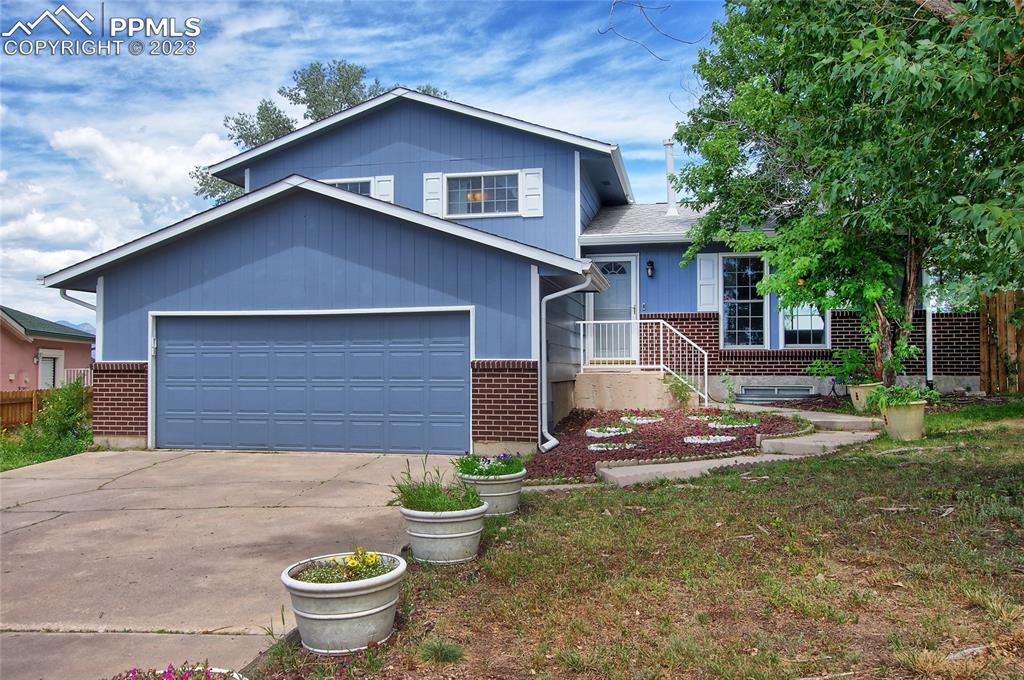 5992 Del Rey Dr., Colorado Springs, CO 80918