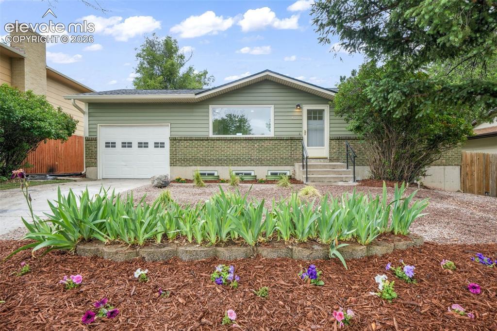 4775 Artistic Cir., Colorado Springs, CO 80917