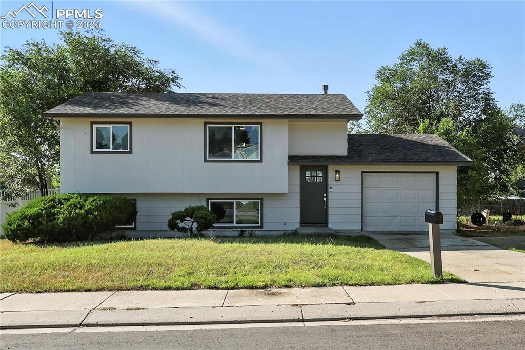 7033 Sequoyah Way, Colorado Springs, CO 80915