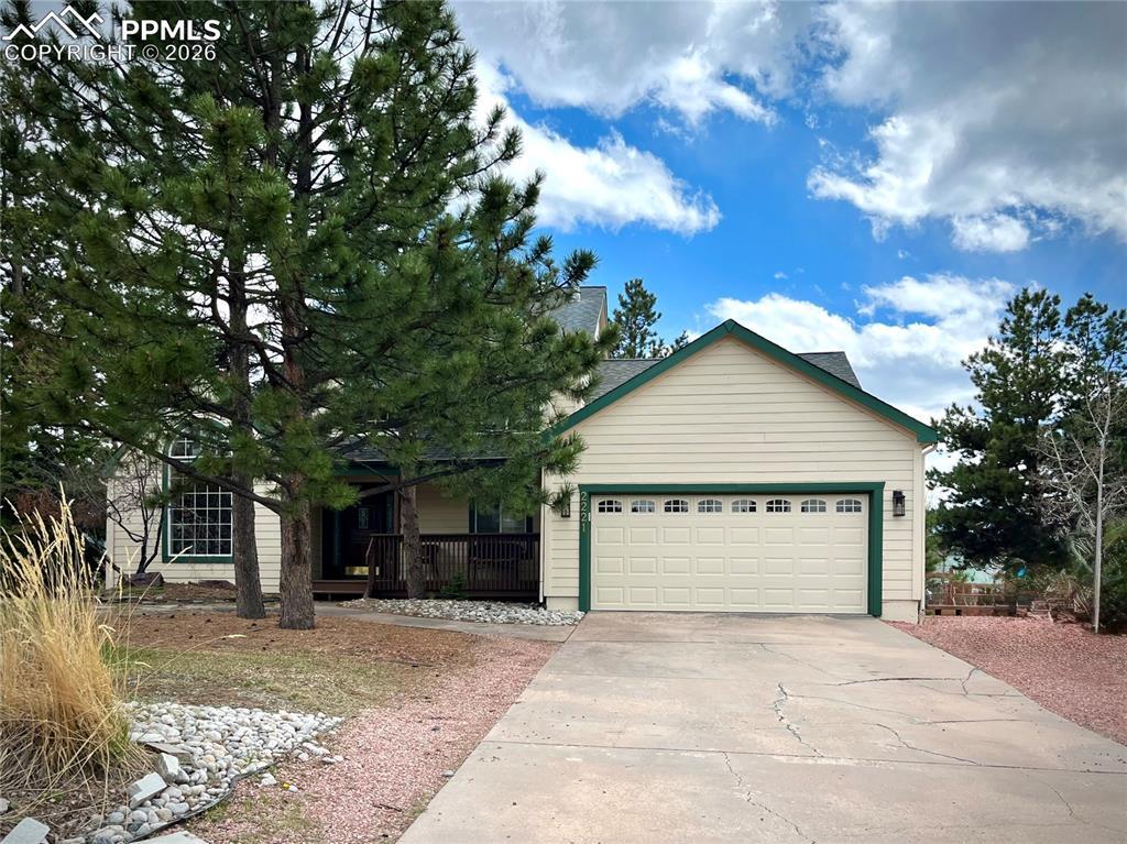 2221 Valley View Dr., Woodland Park, CO 80863