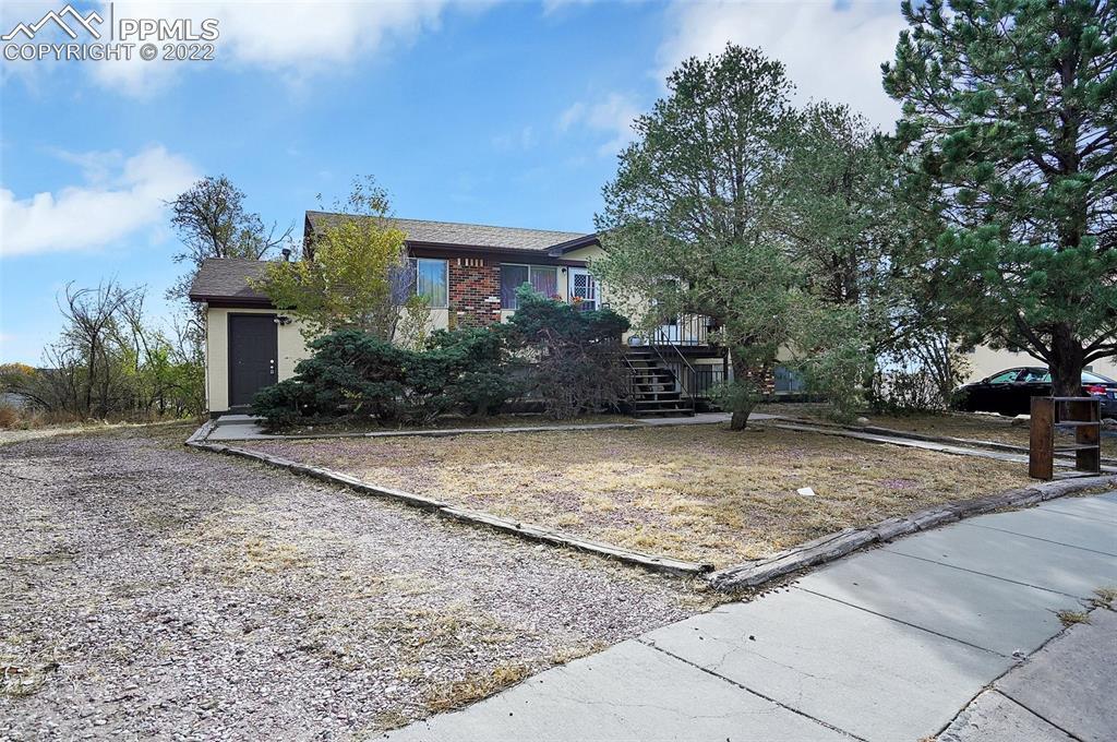 1125 Chiricahua Loop, Colorado Springs, CO 80915