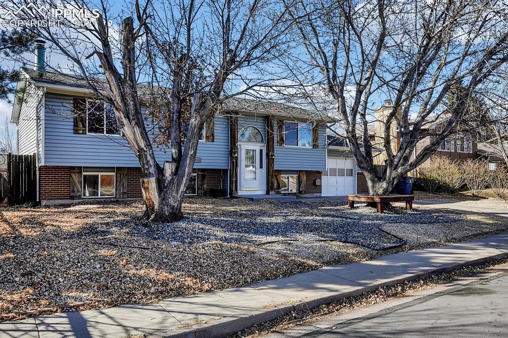 7020 Medicine Bow Ave., Fountain, CO 80817