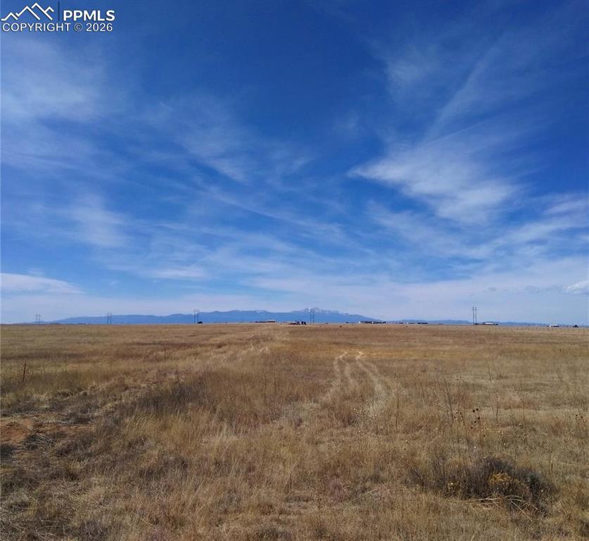 930 Awesome View, Yoder, CO 80864