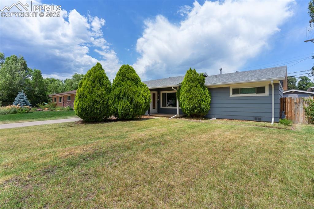404 Pecos Dr., Colorado Springs, CO 80911