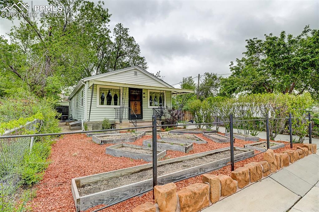717 Bennett Ave., Colorado Springs, CO 80909