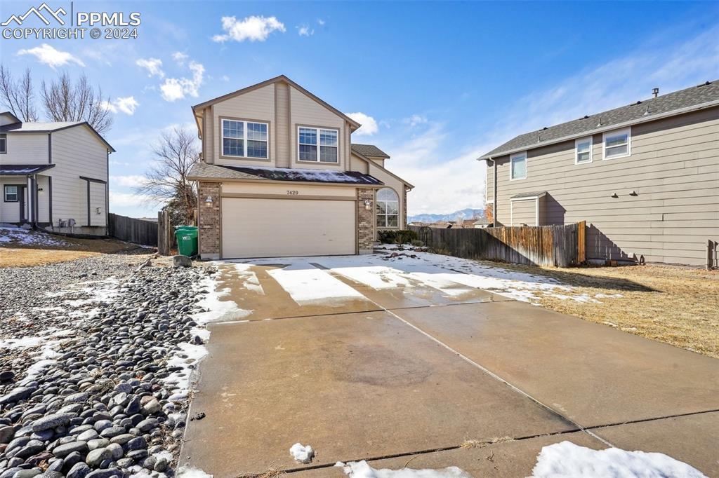 7429 Far Hill Dr., Colorado Springs, CO 80922