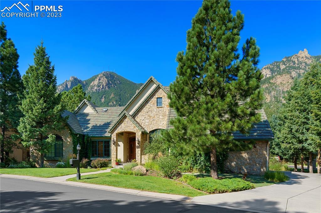 5018 La Tour View, Colorado Springs, CO 80906