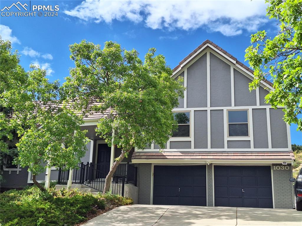 1030 S War Eagle Dr., Colorado Springs, CO 80919