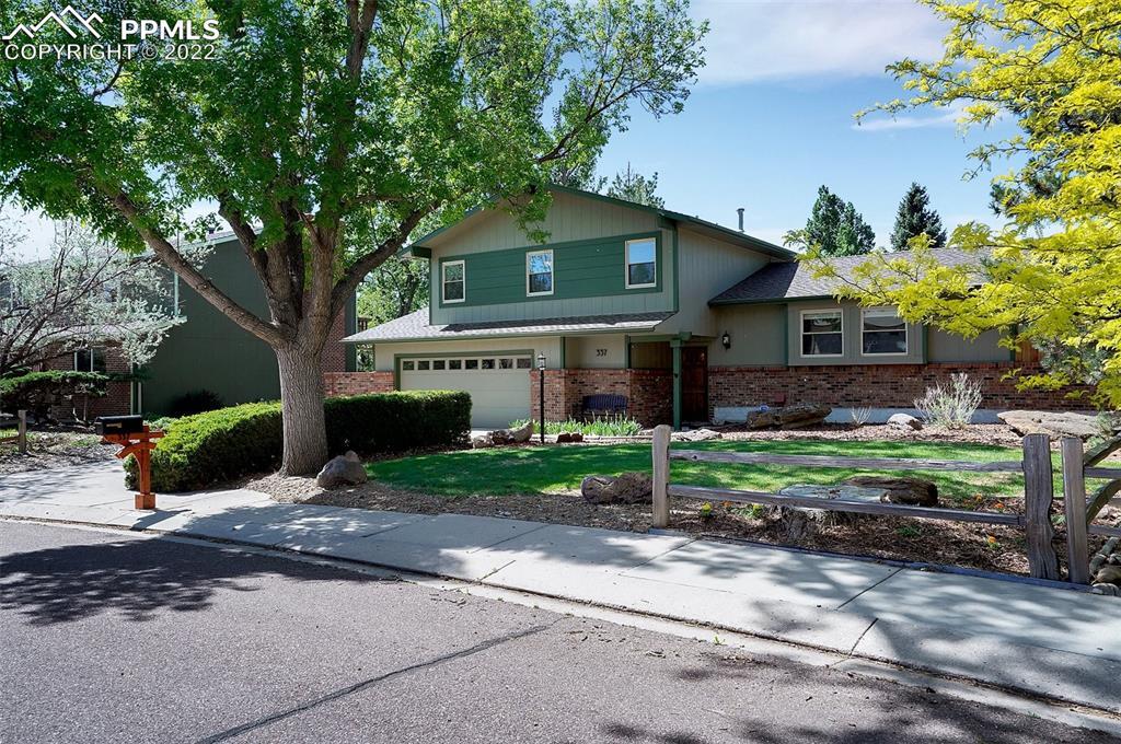 337 Silver Spring Ct., Colorado Springs, CO 80919