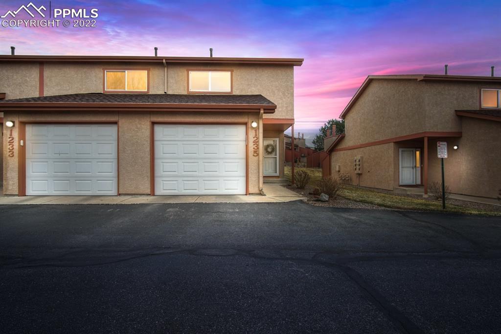 1235 Holland Park Blvd., Colorado Springs, CO 80907