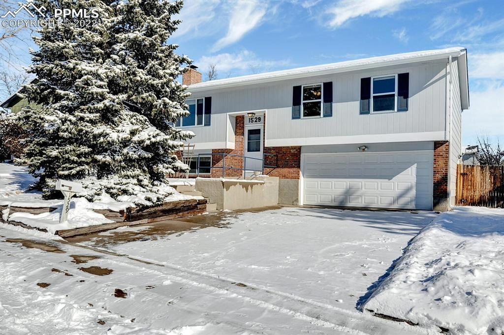 1529 Hiawatha Dr., Colorado Springs, CO 80915