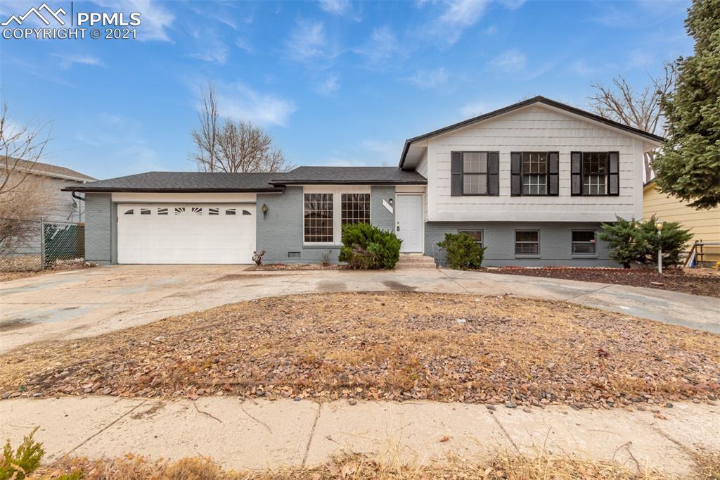 2455 W Payne Cir., Colorado Springs, CO 80916